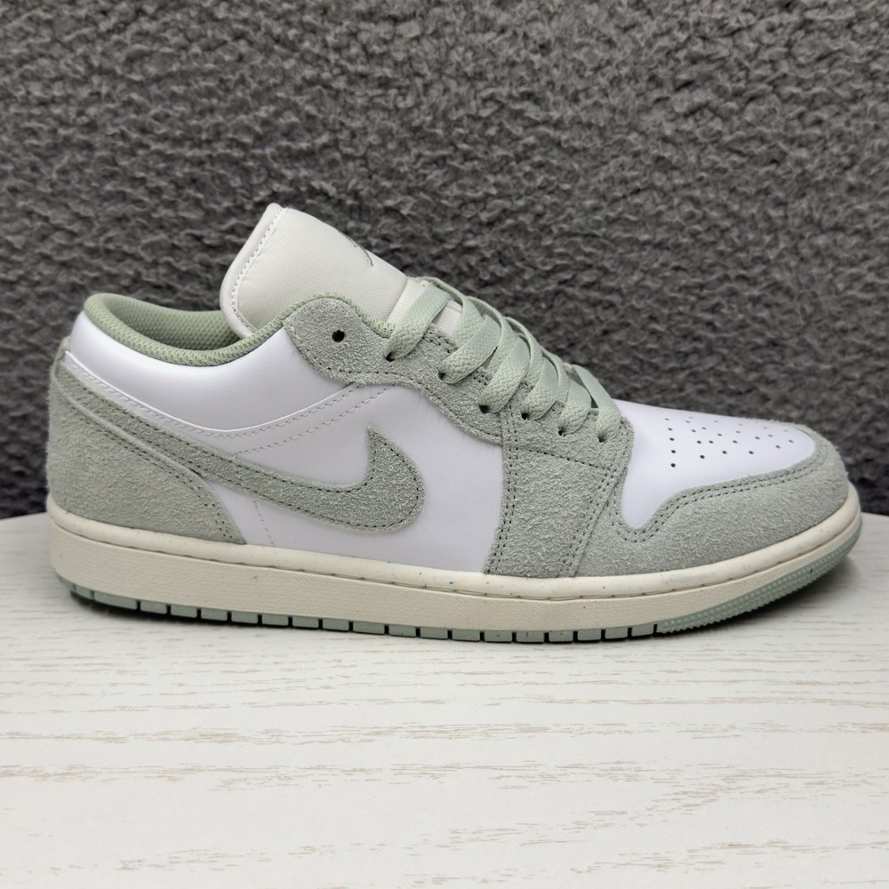 Nike Air Jordan 1 Low SE Seafoam White Sail FN5214-131 Men's Size 8.5